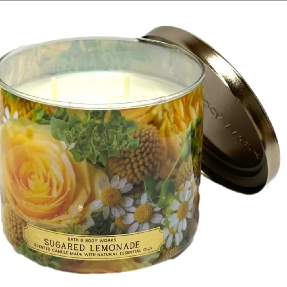 Bath & Body Works Sugared Lemonade 3-Wick Candle
